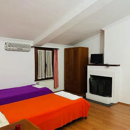 Village House Kazdaglari & Restaurant * Edremit (Balikesir)